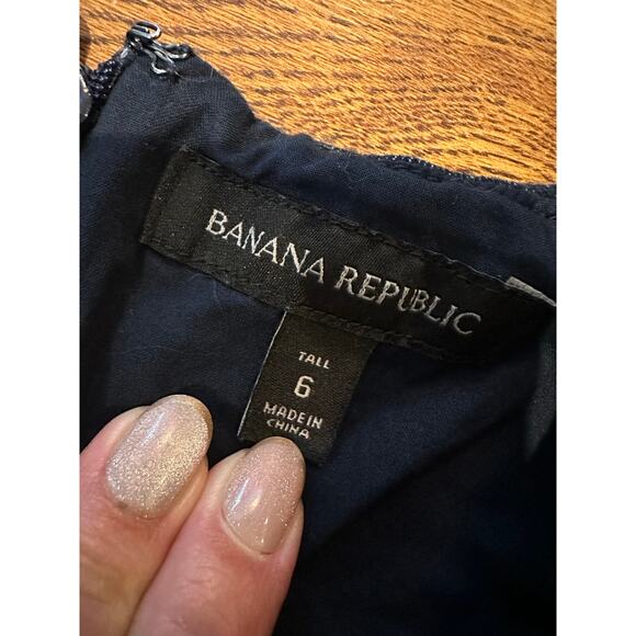 Banana Republic Women’s Denim Sheath Dress – Size 6 Tall Classic Fall Piece - Picture 5 of 9